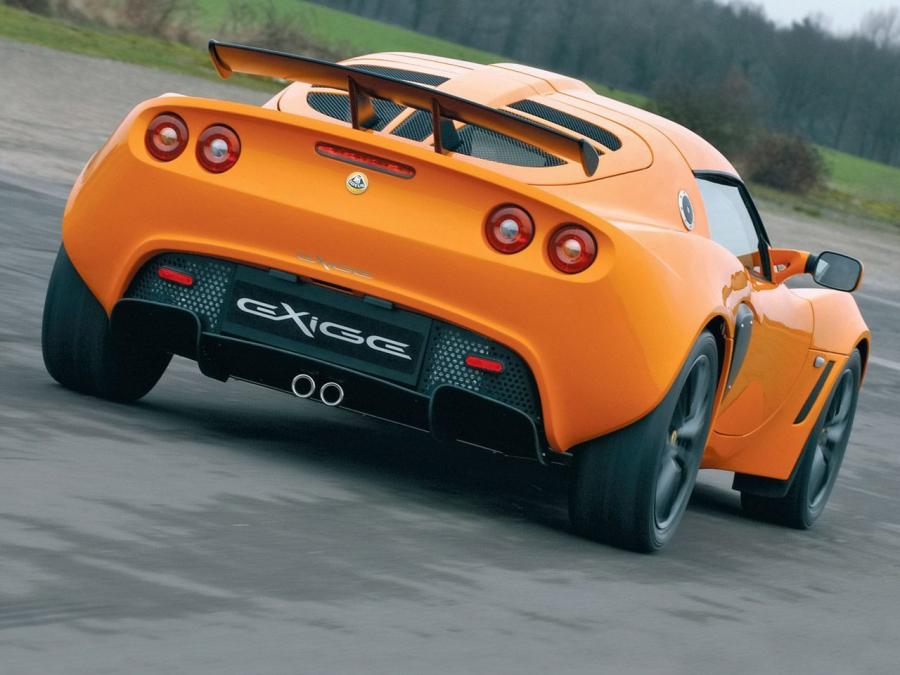  Lotus Exige 2004 года  (фото 7 из 28)
